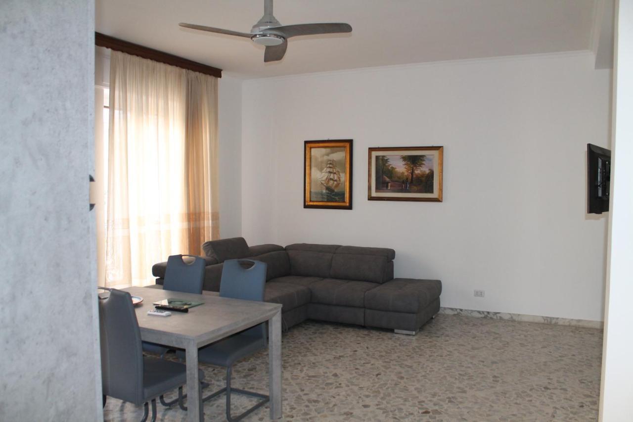 Casa Gialì - sea ​​view home for family Giovinazzo Esterno foto